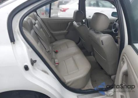 2002 Infiniti G20 Luxury from USA, damaged, VIN JNKCP11A82T512076